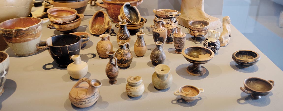 Centuripe pottery