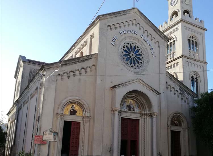Il Santuario a Santa Teresa di Riva Sicily Enjoy